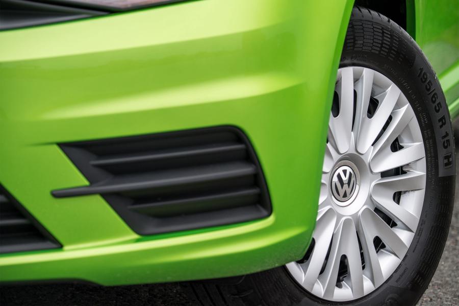 Детали экстерьера Volkswagen Caddy Kasten Trendline 2015 года  (UK) (фото 35 из 40)